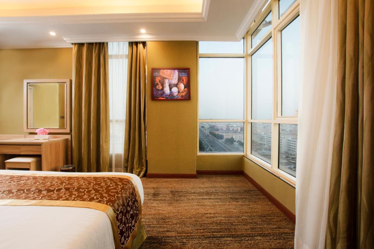 Hotel Iridium 70