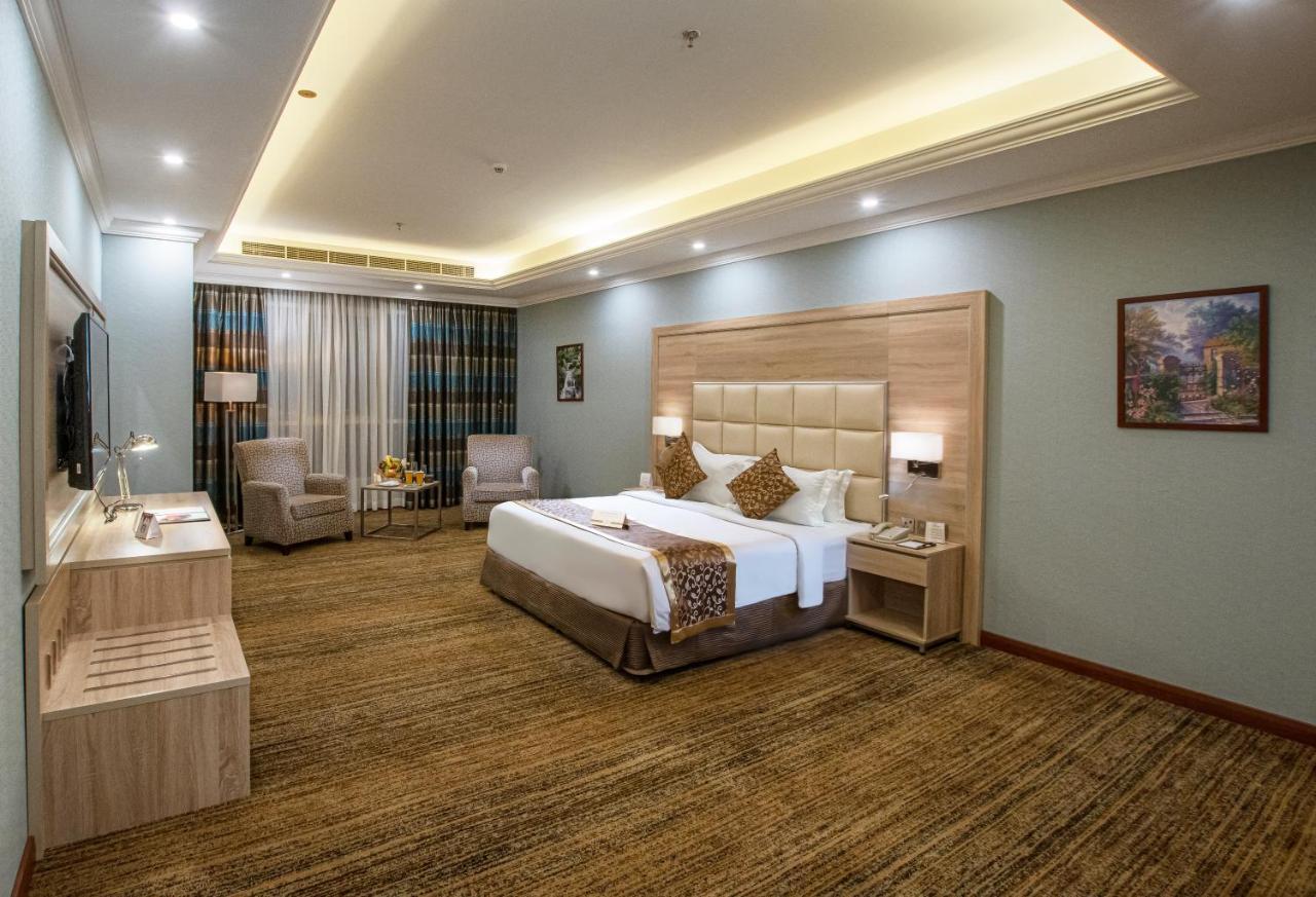 Iridium 70 Hotel 4*